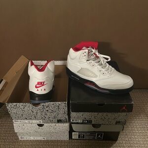 Jordan 5 🔥 red size 12